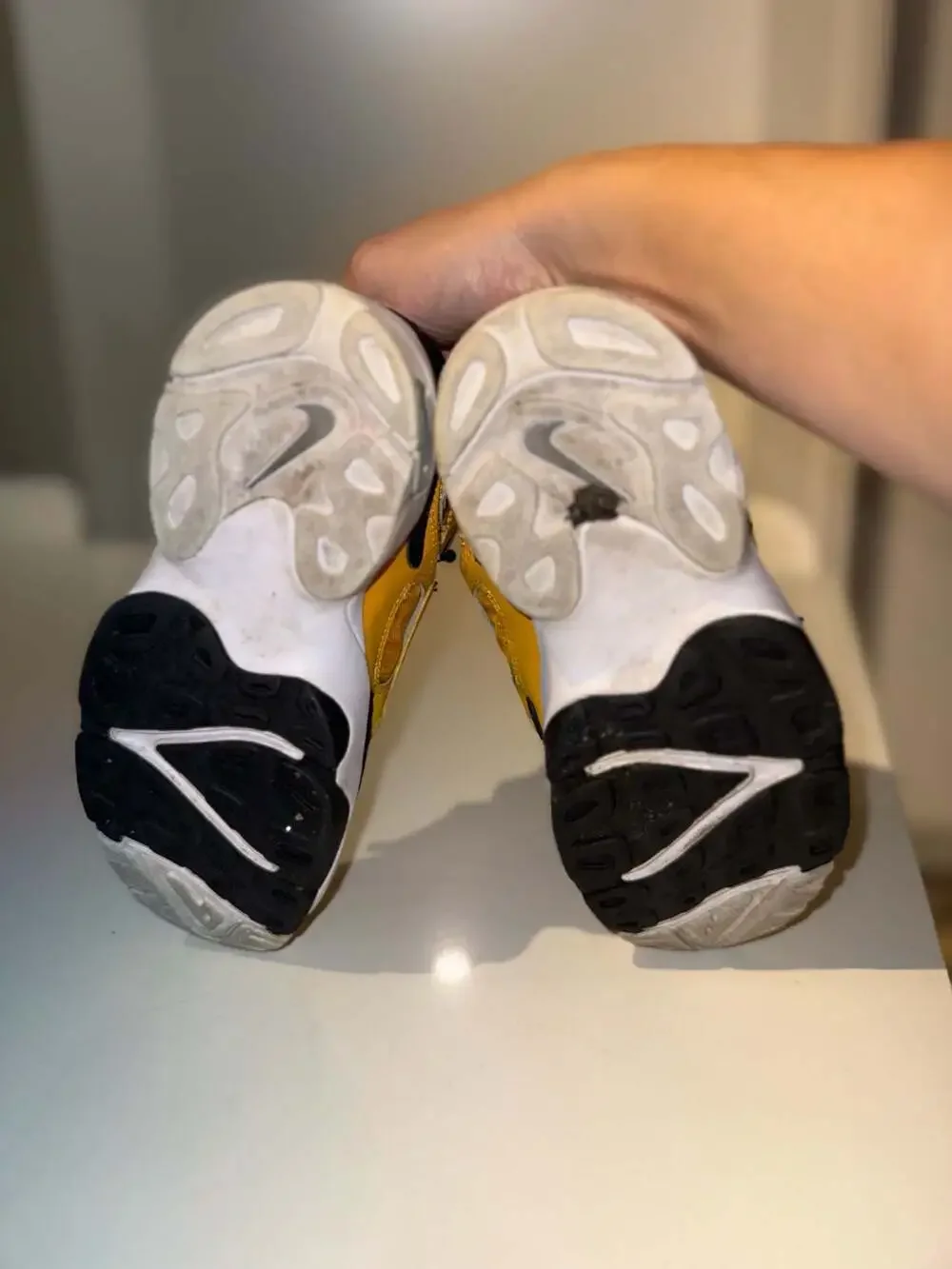 Nike Air Speed Turf University Gold Black White GS Size 4Y